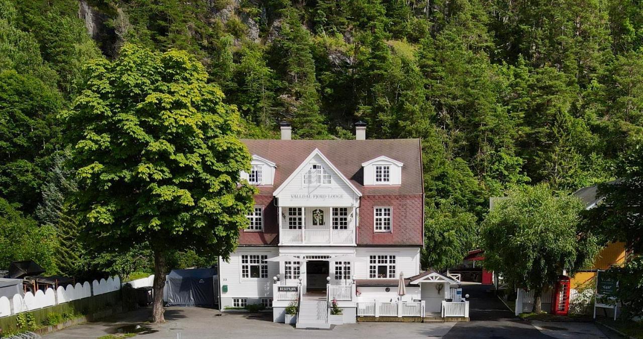 Valldal Fjord Lodge B&B מראה חיצוני תמונה